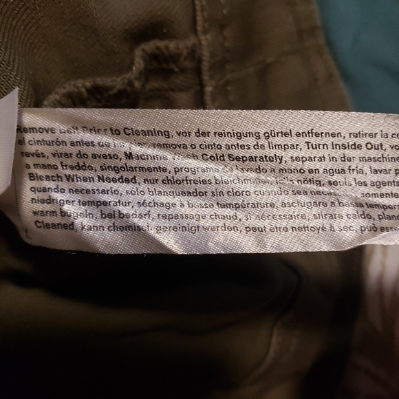 Brand new olive green utility dress with pockets and belt, button up closure - Picture 8 of 9